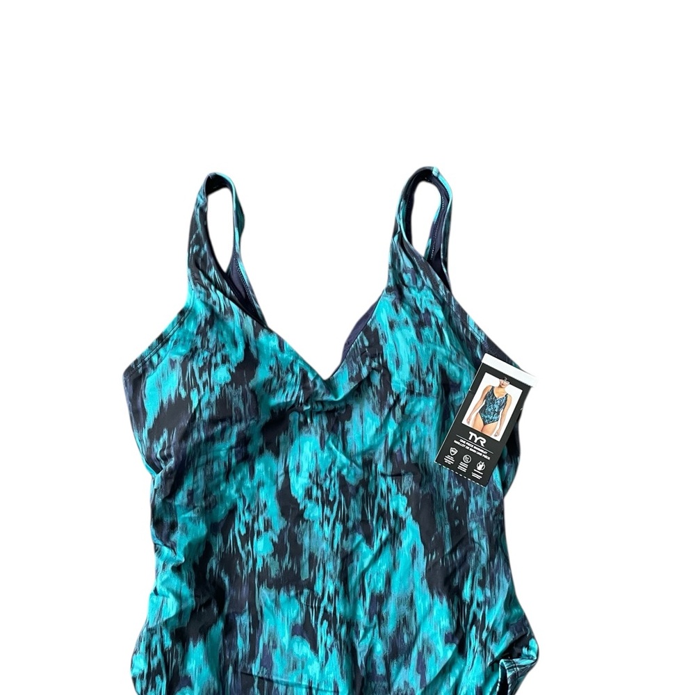TYR - Women’s one piece Swimsuit - Picture 6 of 7